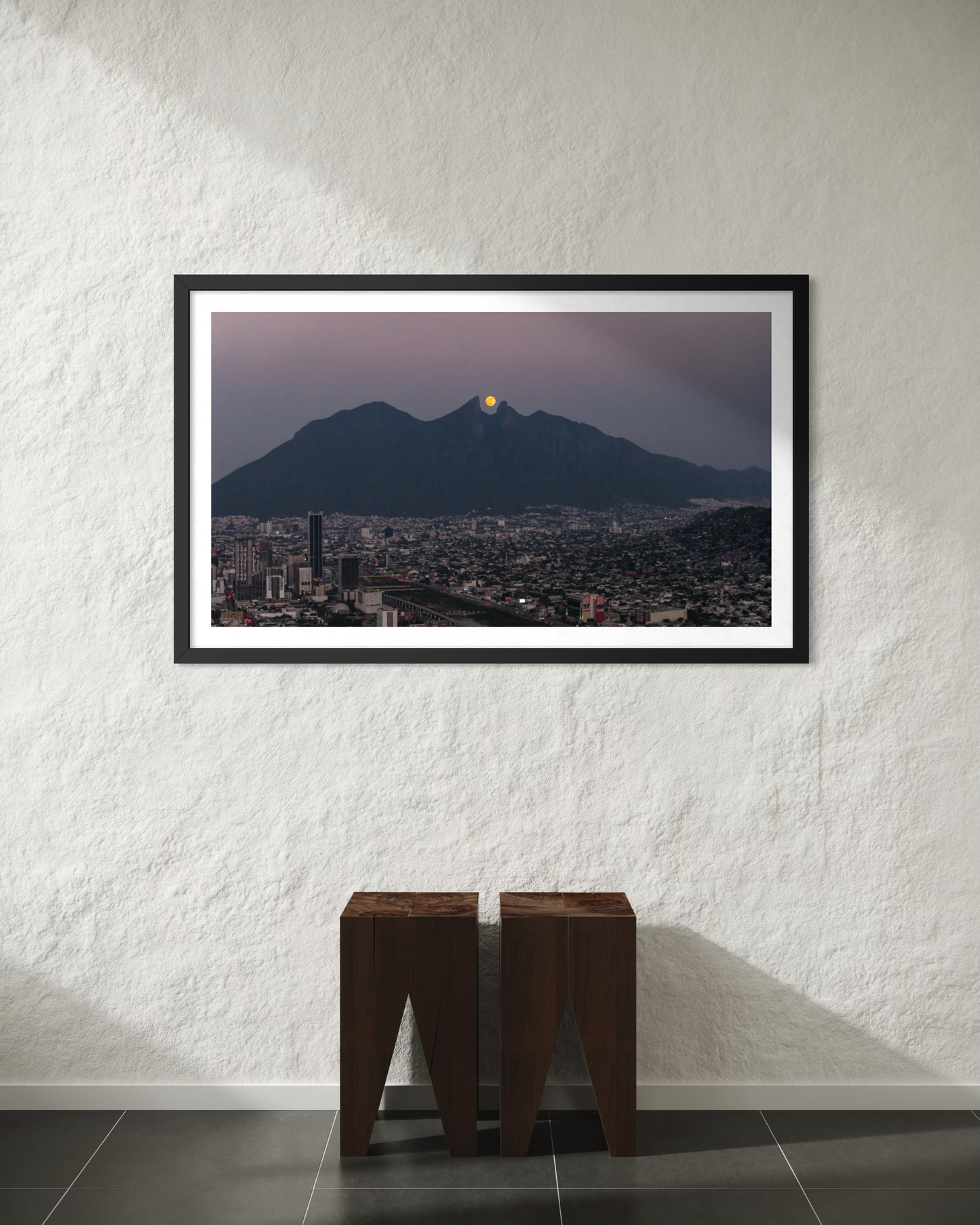 "LA PÍLDORA Y LA SILLA DE LEJOS"